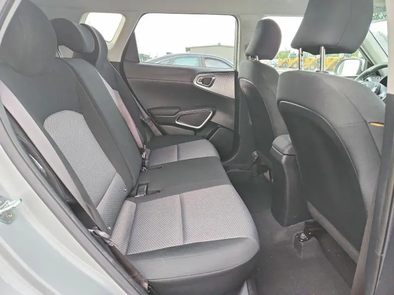 2021 KIA SOUL LX  