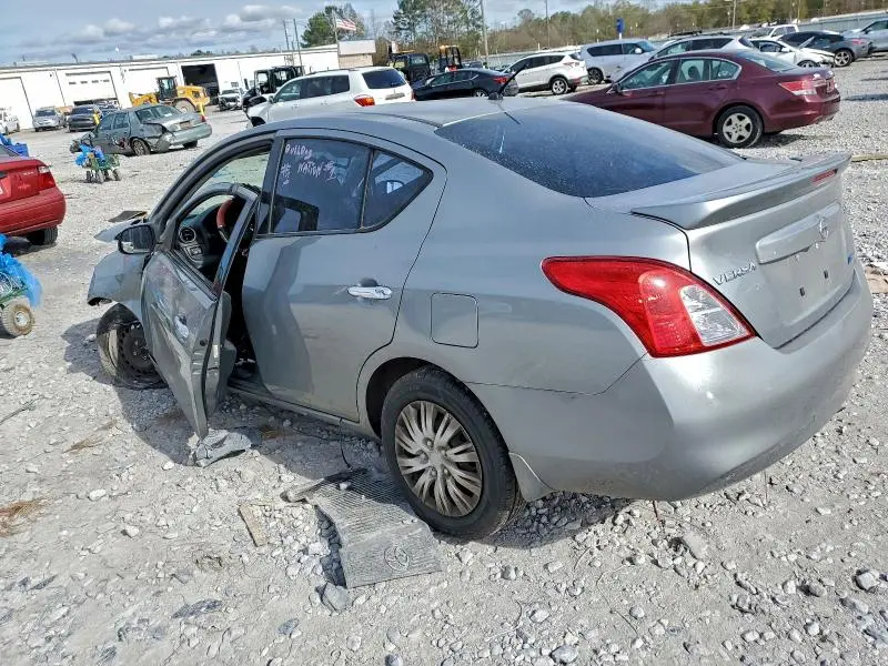 2014 NISSAN VERSA S  