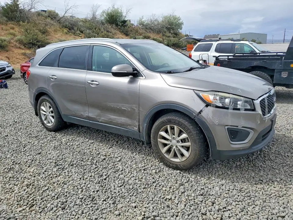 2018 KIA SORENTO LX V6  