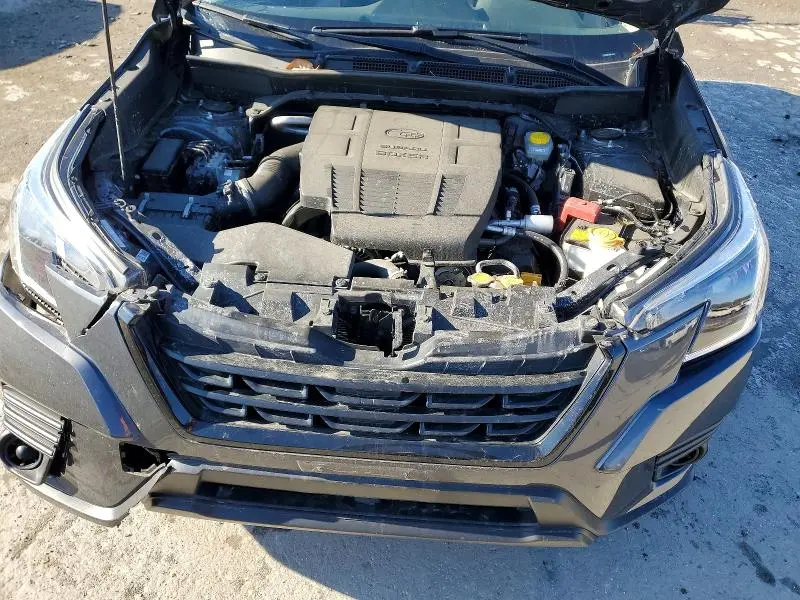 2024 SUBARU FORESTER   