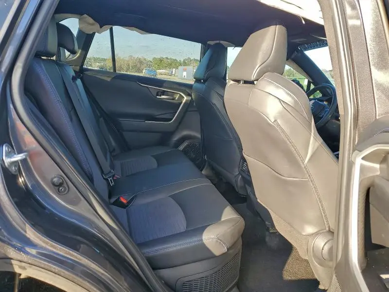 2023 TOYOTA RAV4 XSE  