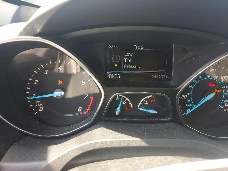 2016 FORD ESCAPE SE  
