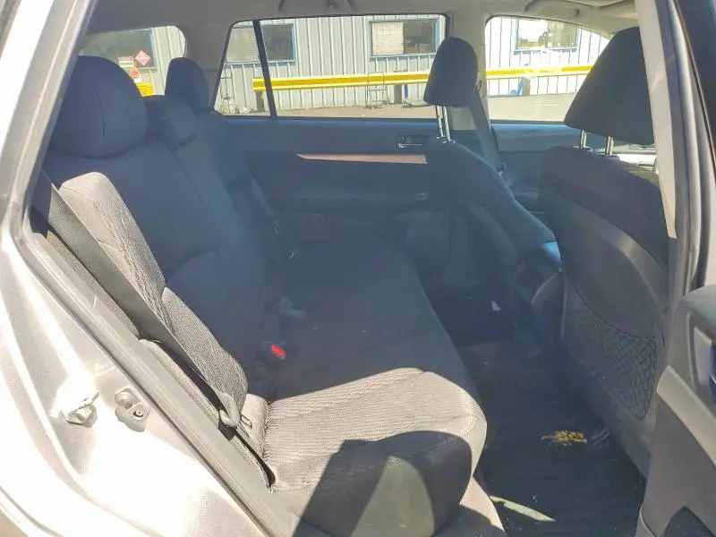 2010 SUBARU OUTBACK 2.5I PREMIUM  