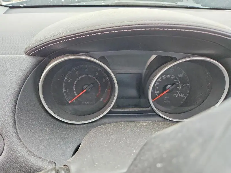 2012 MITSUBISHI OUTLANDER SE  