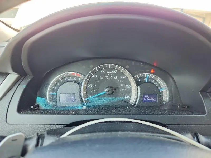 2014 TOYOTA CAMRY SE  