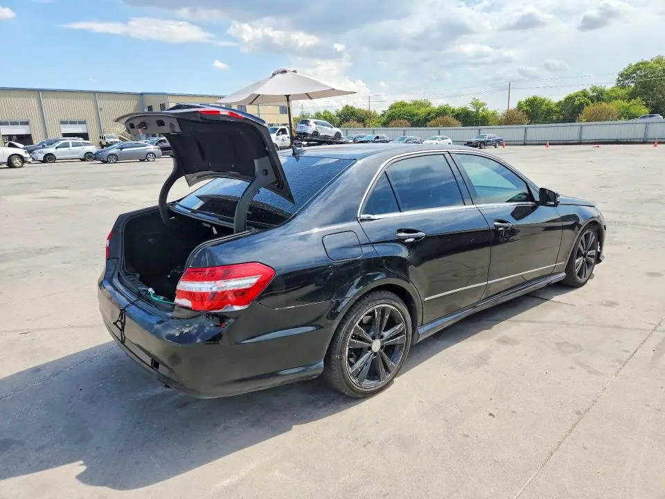 2010 MERCEDES-BENZ E 350  