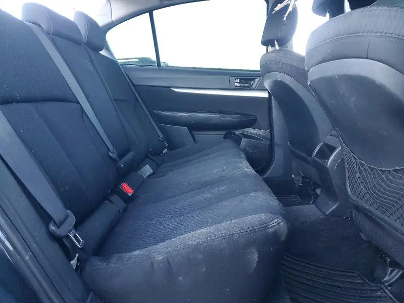 2010 SUBARU LEGACY 2.5I PREMIUM  