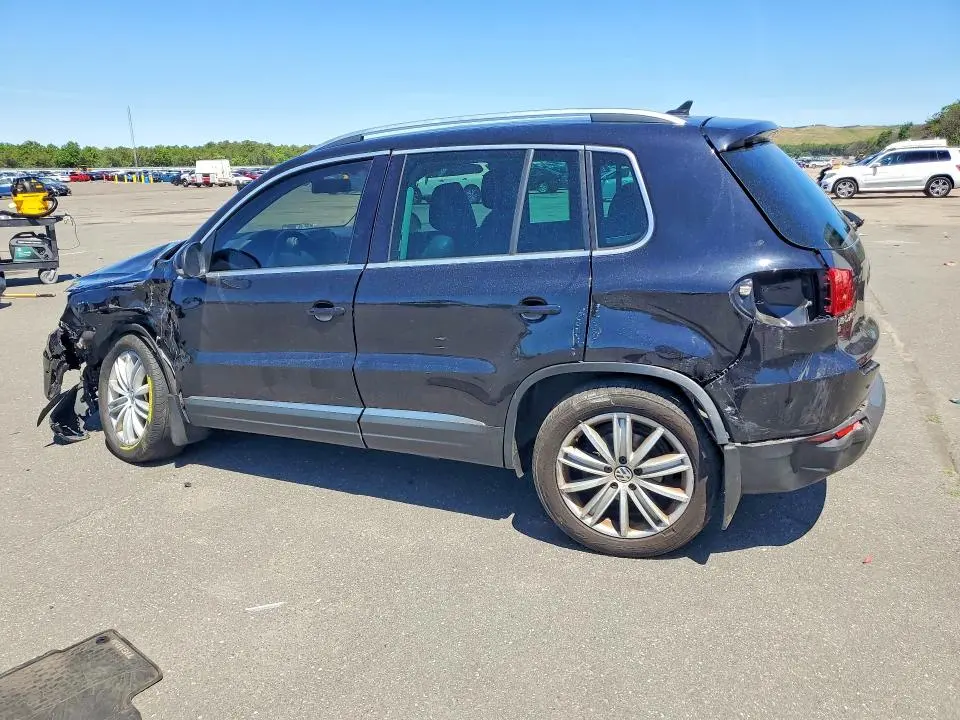 2016 VOLKSWAGEN TIGUAN S  