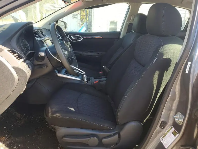 2019 NISSAN SENTRA SV  