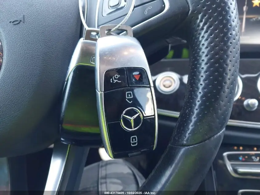 2017 MERCEDES-BENZ E 300  