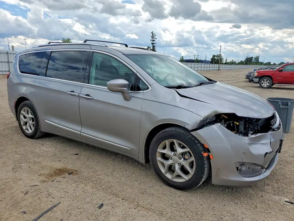 2017 CHRYSLER PACIFICA TOURING L PLUS  