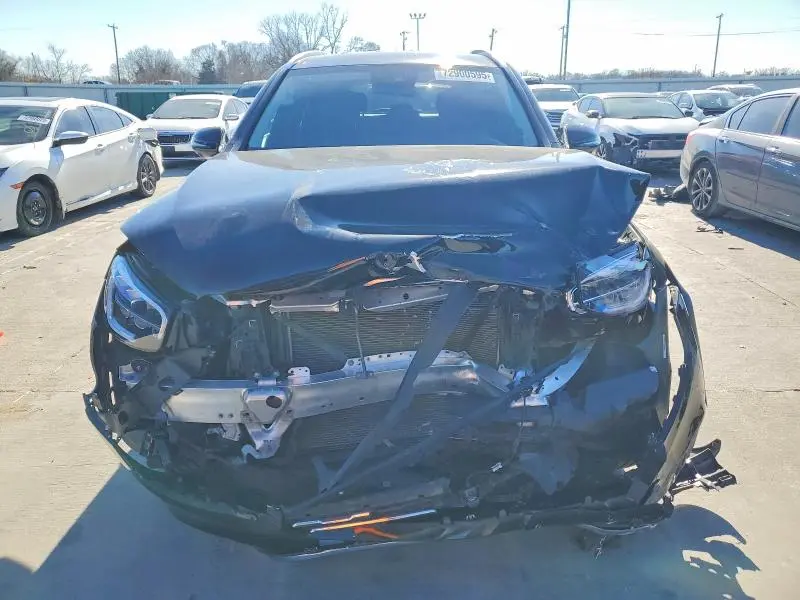 2022 MERCEDES-BENZ GLC 300  