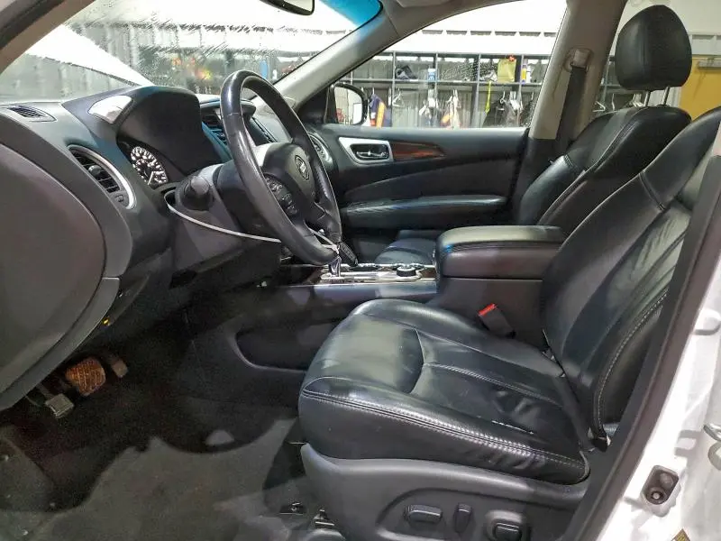 2016 NISSAN PATHFINDER S  