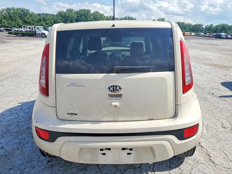 2013 KIA SOUL !  