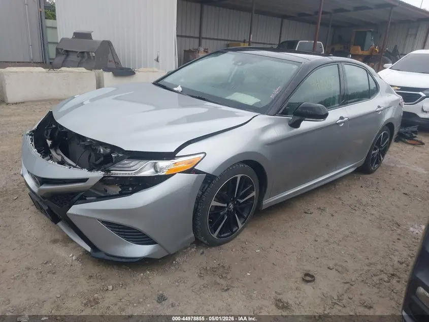 2020 TOYOTA CAMRY XSE