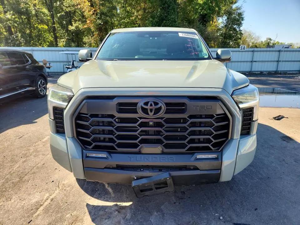 2023 TOYOTA TUNDRA SR5  