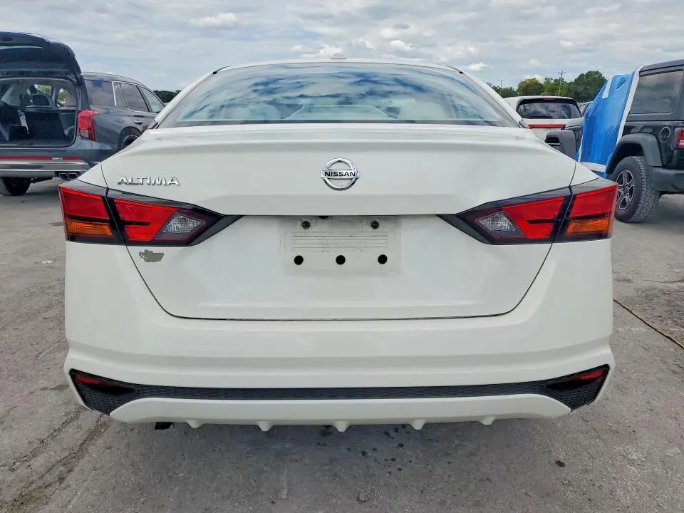 2019 NISSAN ALTIMA S  
