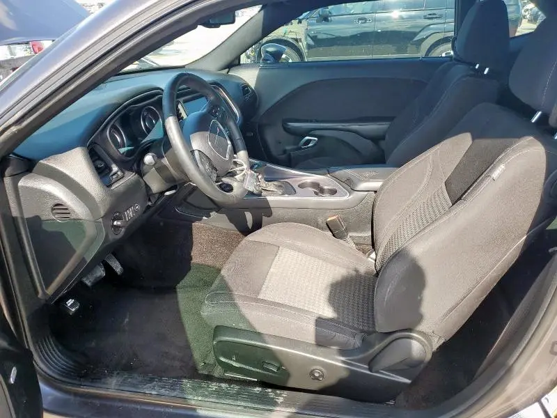 2015 DODGE CHALLENGER SXT  