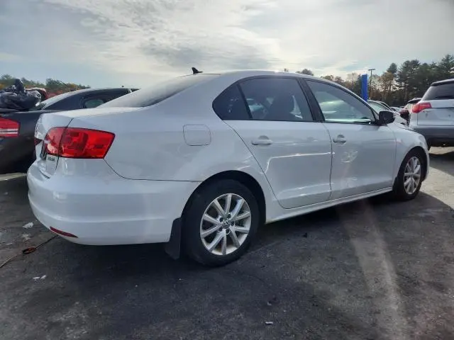 2012 VOLKSWAGEN JETTA SE  