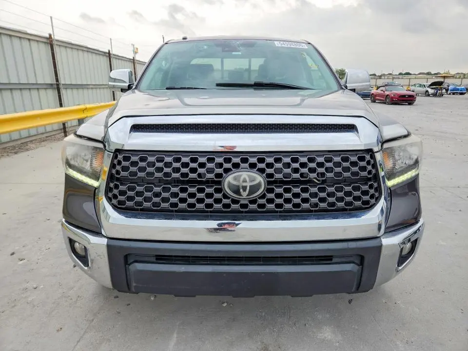2018 TOYOTA TUNDRA SR5  