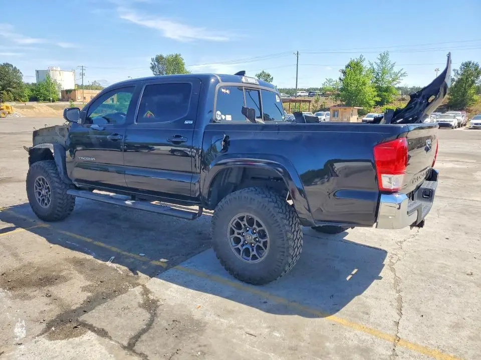 2017 TOYOTA TACOMA SR5 V6  
