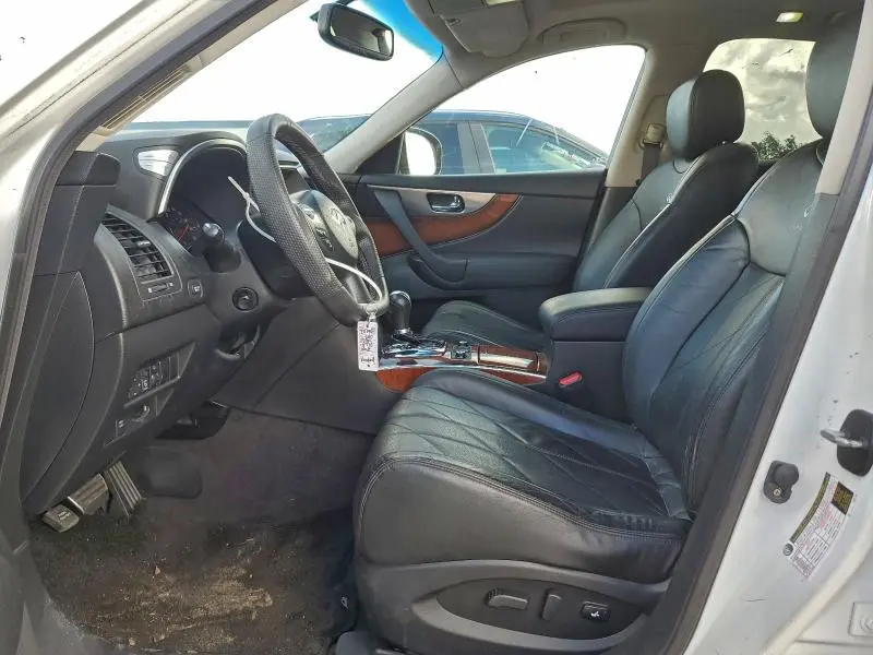 2010 INFINITI FX35   