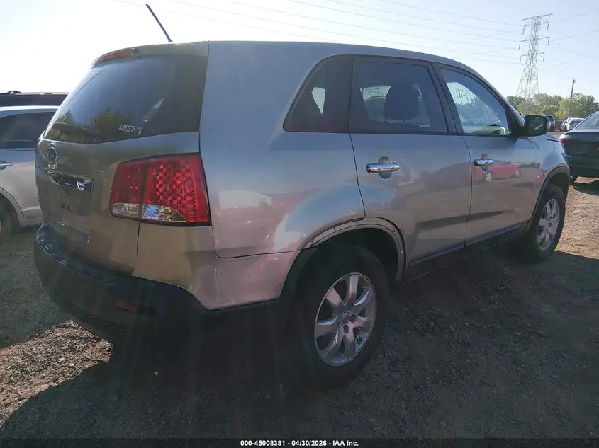 2013 KIA SORENTO LX