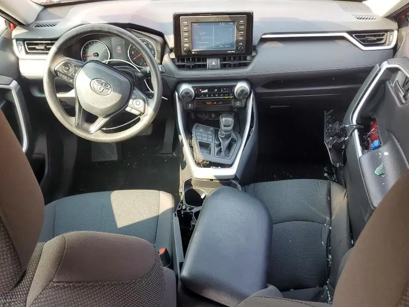 2021 TOYOTA RAV4 LE  