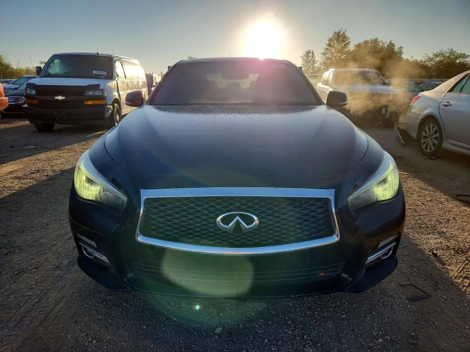 2015 INFINITI Q50 PREMIUM  