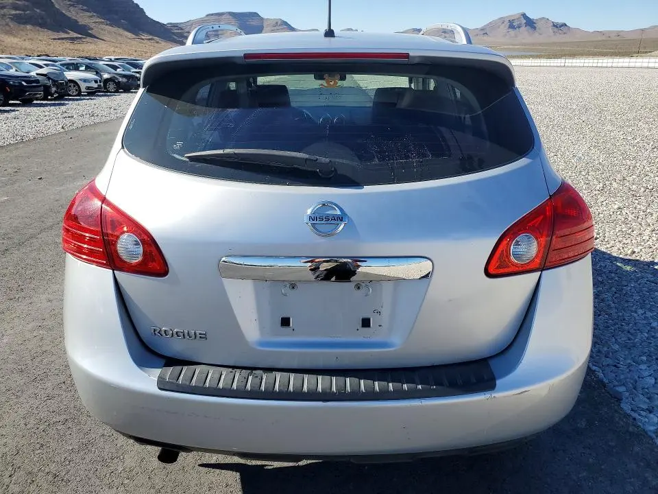2013 NISSAN ROGUE S  