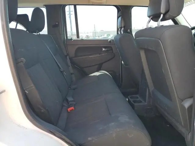 2011 JEEP LIBERTY SPORT  