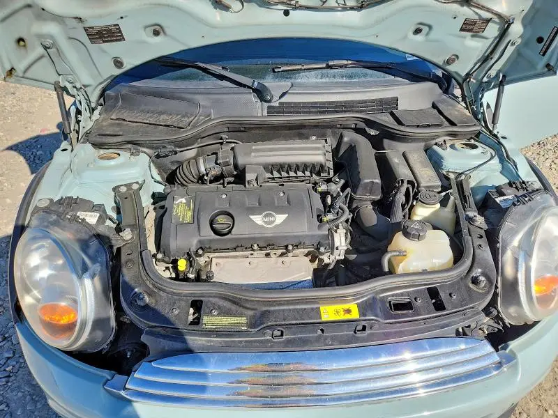 2013 MINI COOPER   