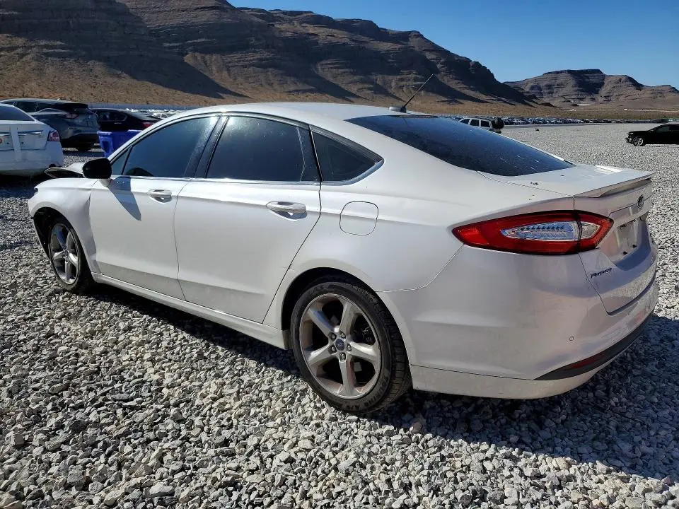 2015 FORD FUSION SE  