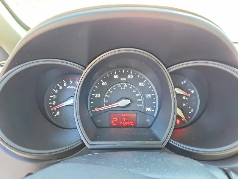 2015 KIA RIO LX  