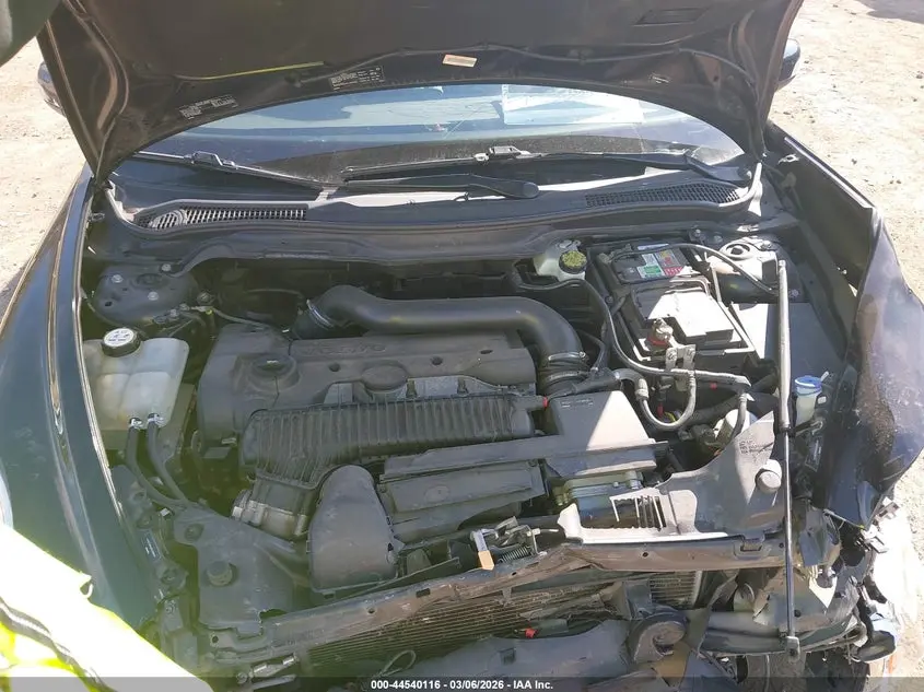 2013 VOLVO C30 T5