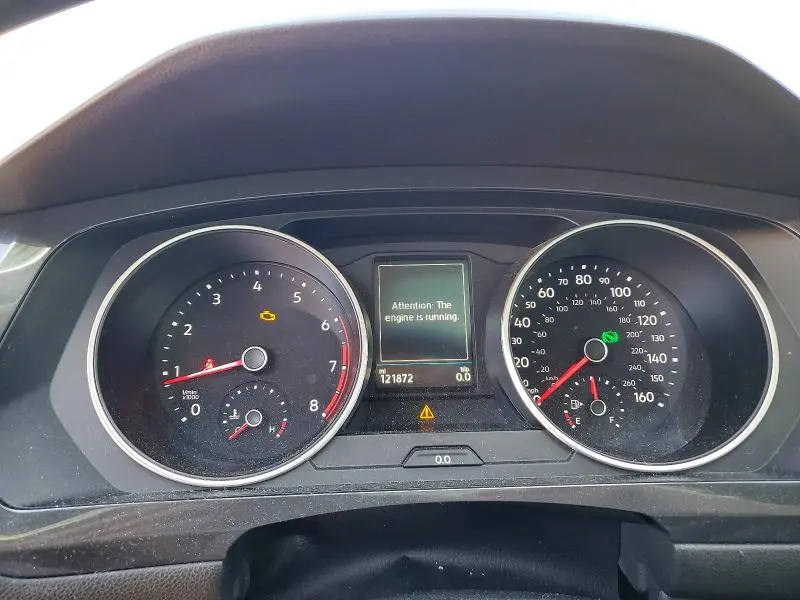 2018 VOLKSWAGEN TIGUAN SE  