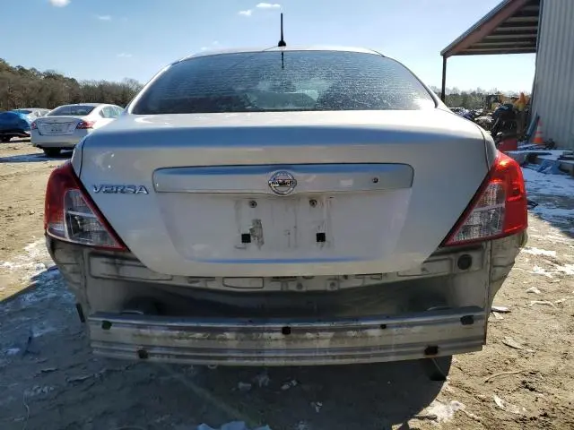 2015 NISSAN VERSA S