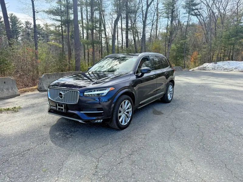 2016 VOLVO XC90 T6  