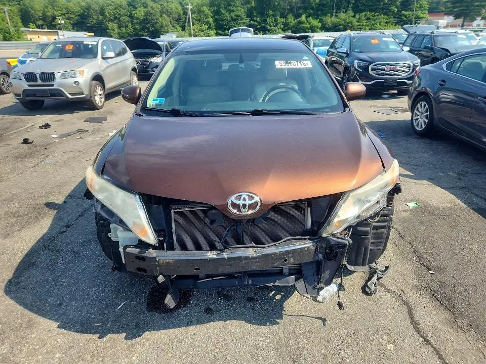2010 TOYOTA VENZA AWD V6  