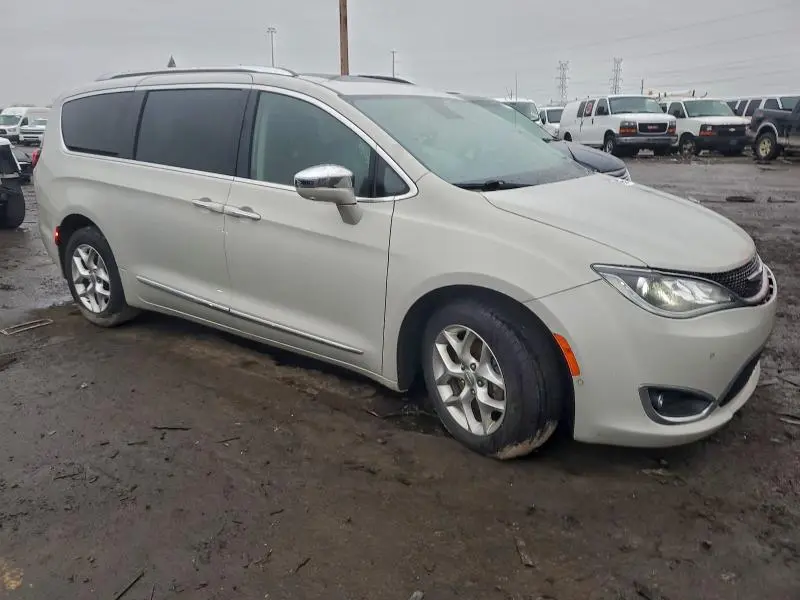 2020 CHRYSLER PACIFICA LIMITED  