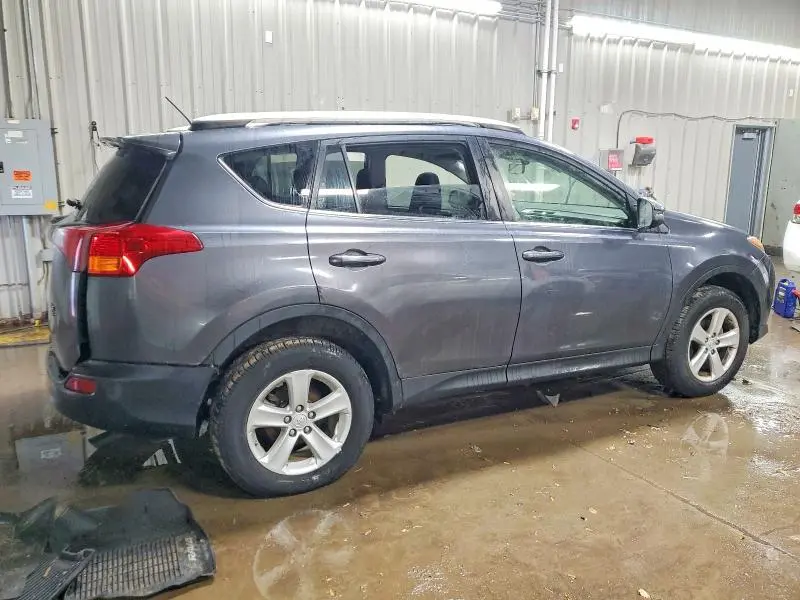 2014 TOYOTA RAV4 XLE  