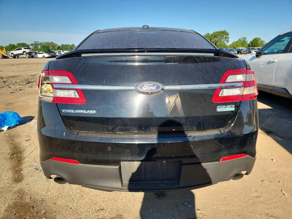 2016 FORD TAURUS SHO  