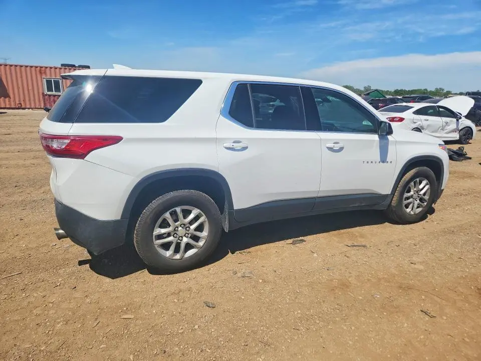 2021 CHEVROLET TRAVERSE LS  
