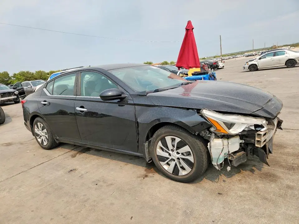 2019 NISSAN ALTIMA S  