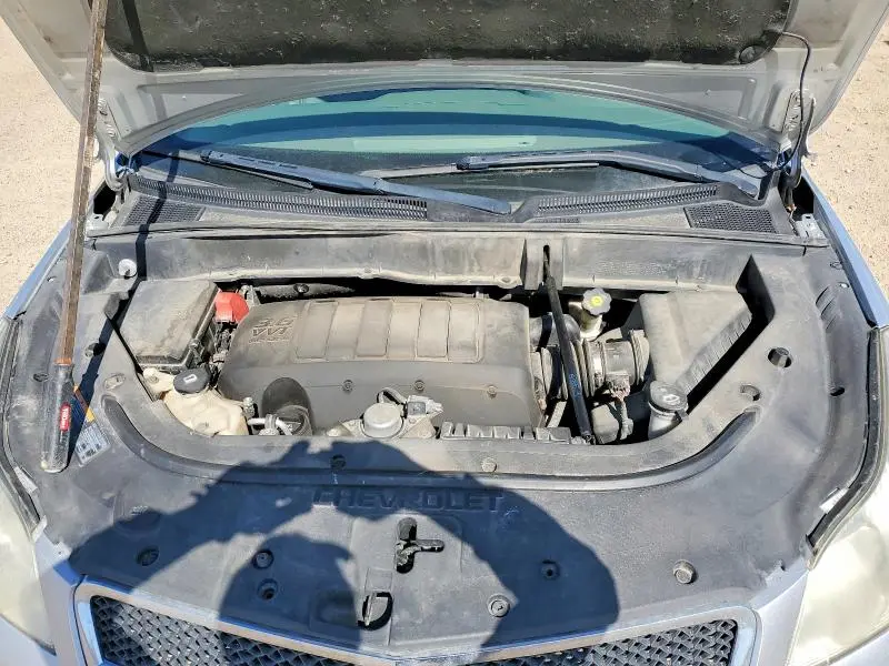 2011 CHEVROLET TRAVERSE LS  
