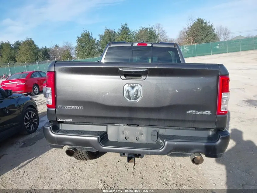 2020 RAM 1500 BIG HORN  4X4 6'4 BOX