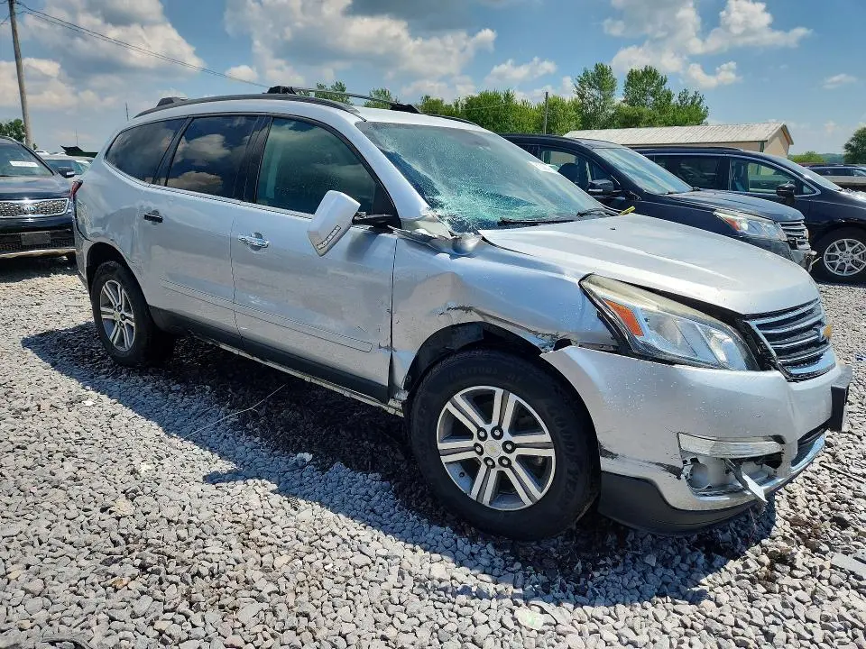 2015 CHEVROLET TRAVERSE LT  