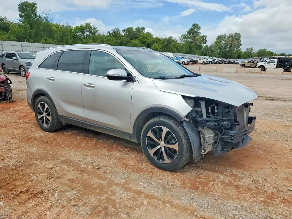 2017 KIA SORENTO EX  