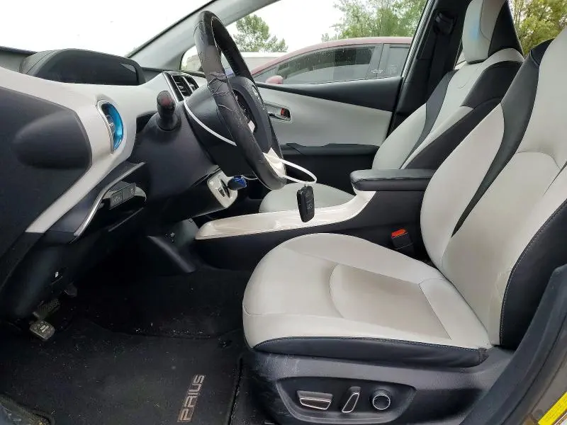 2016 TOYOTA PRIUS FOUR  