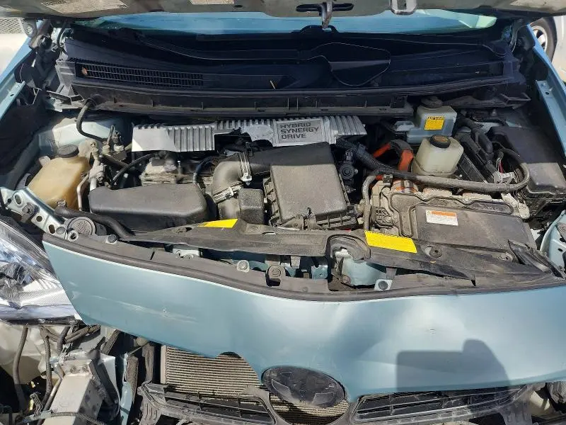 2013 TOYOTA PRIUS THREE  